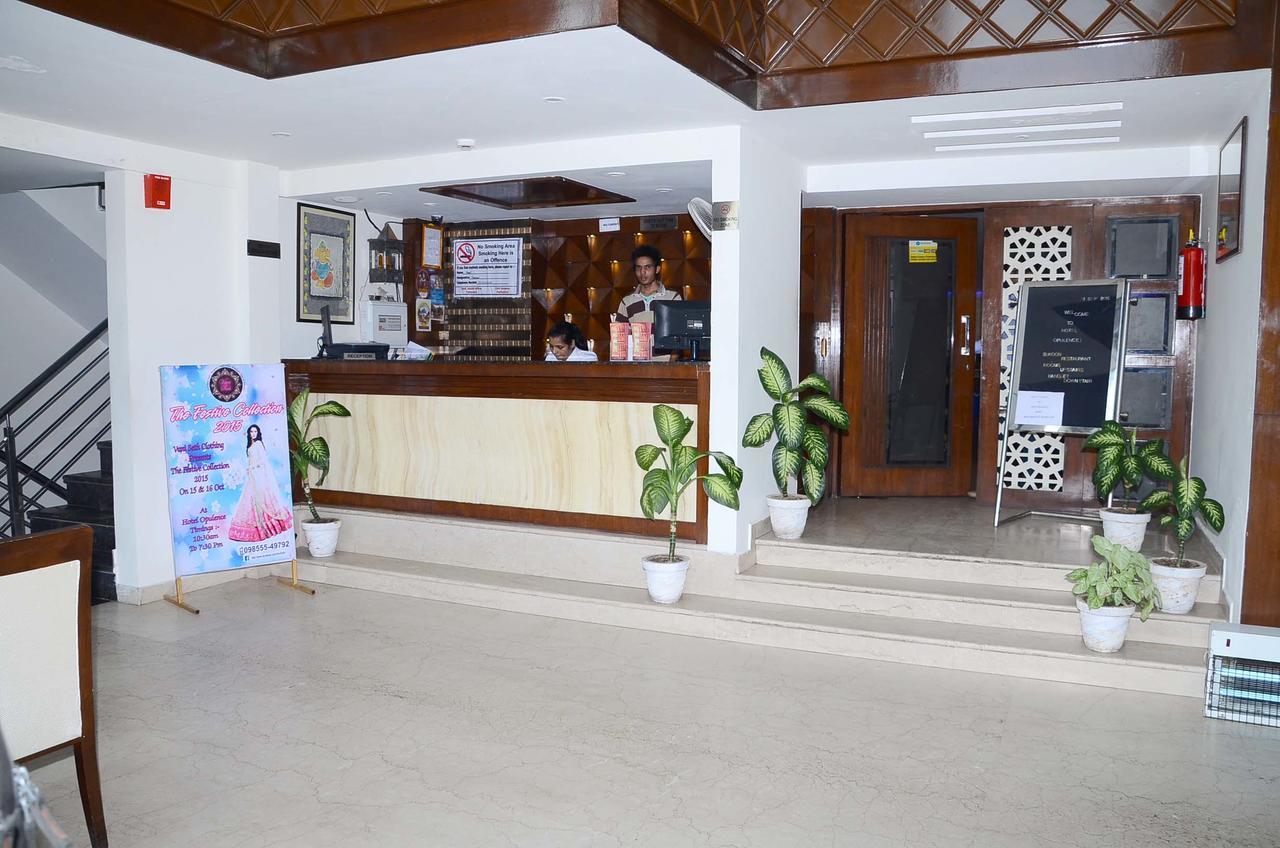 Hotel Opulence Pathankot Bagian luar foto