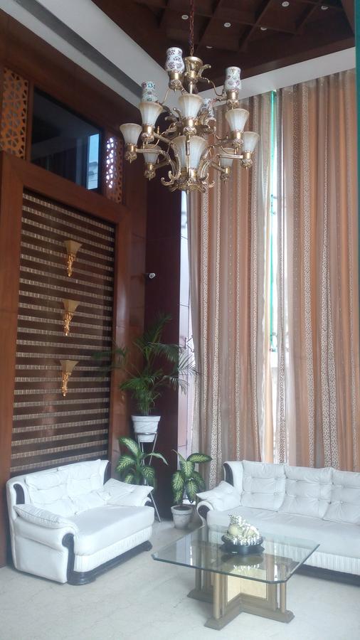 Hotel Opulence Pathankot Bagian luar foto